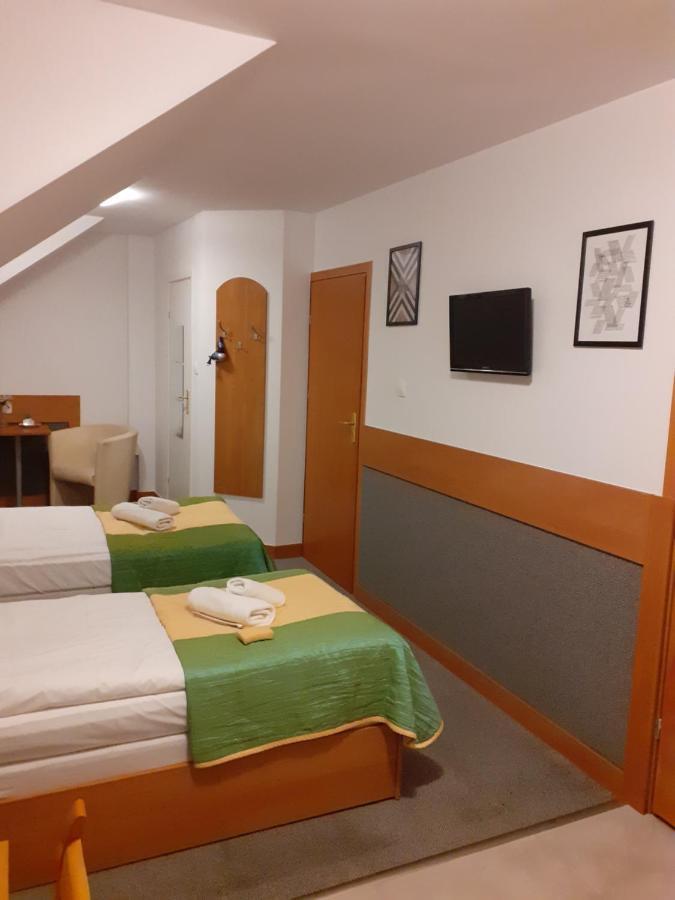 Aparthotel Arkadia Płock Kültér fotó
